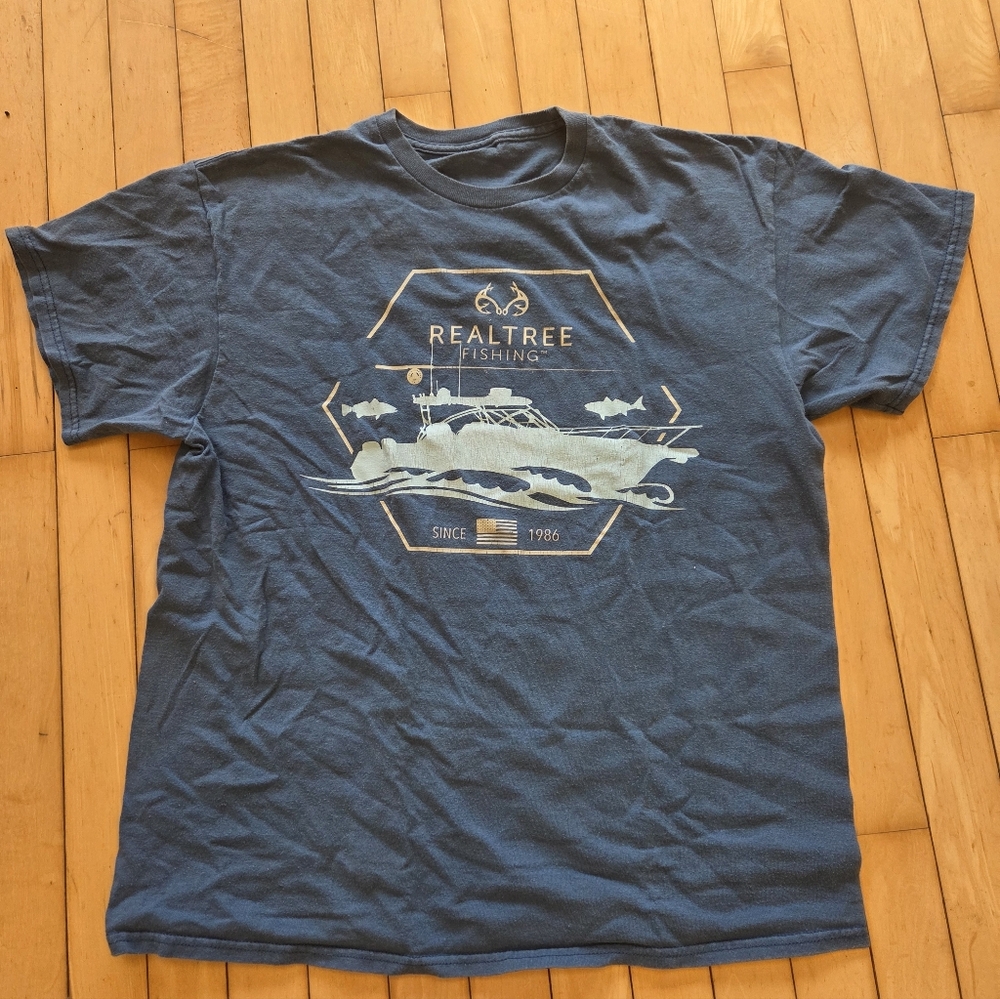 Realtree Men's Navy Graphic Tee